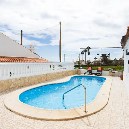 Willa Casa Glenys Con Piscina Privada Y Vistas Al Golf Y Mar